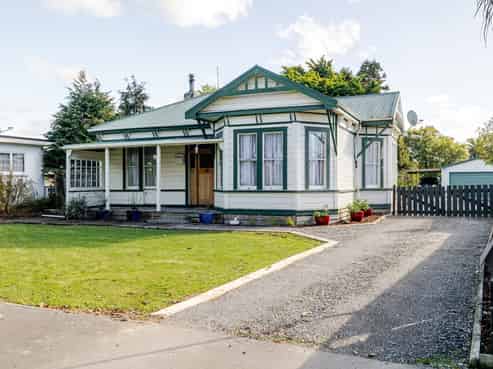 24 Main Street, Pahiatua