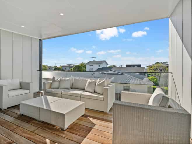 361B Beach Road, Campbells Bay