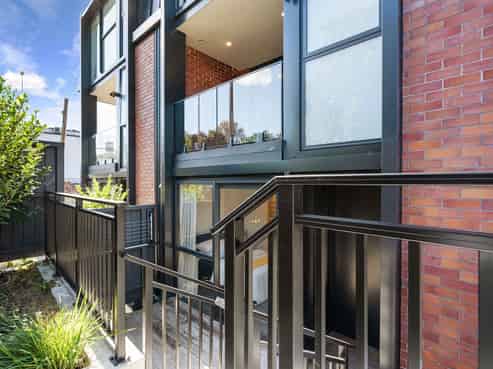 2/26 Owens Road, Epsom