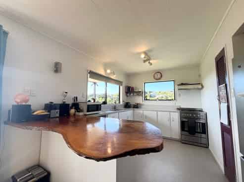 297B State Highway 10, Cable Bay