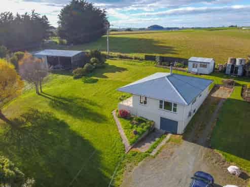 25 Main Road, Maheno