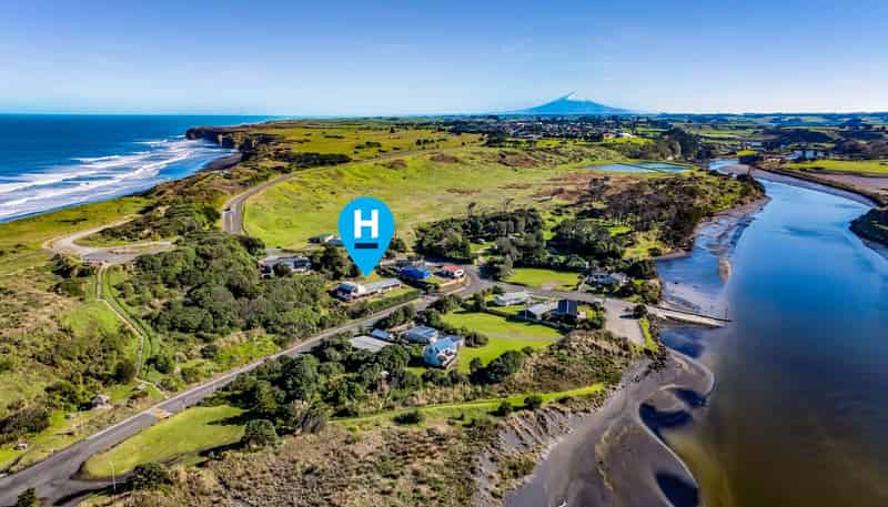 9 Beach Road, Patea