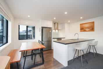 91 Dejoux Road, Winton