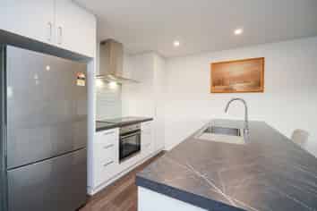 91 Dejoux Road, Winton