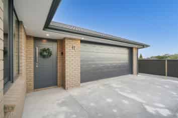 91 Dejoux Road, Winton