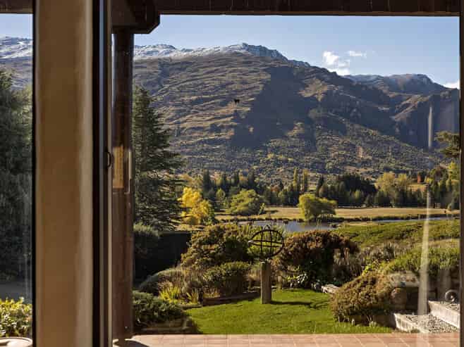 128 Hunter Road, Dalefield