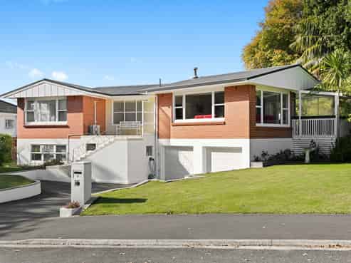 2 Awatere Avenue, Beerescourt