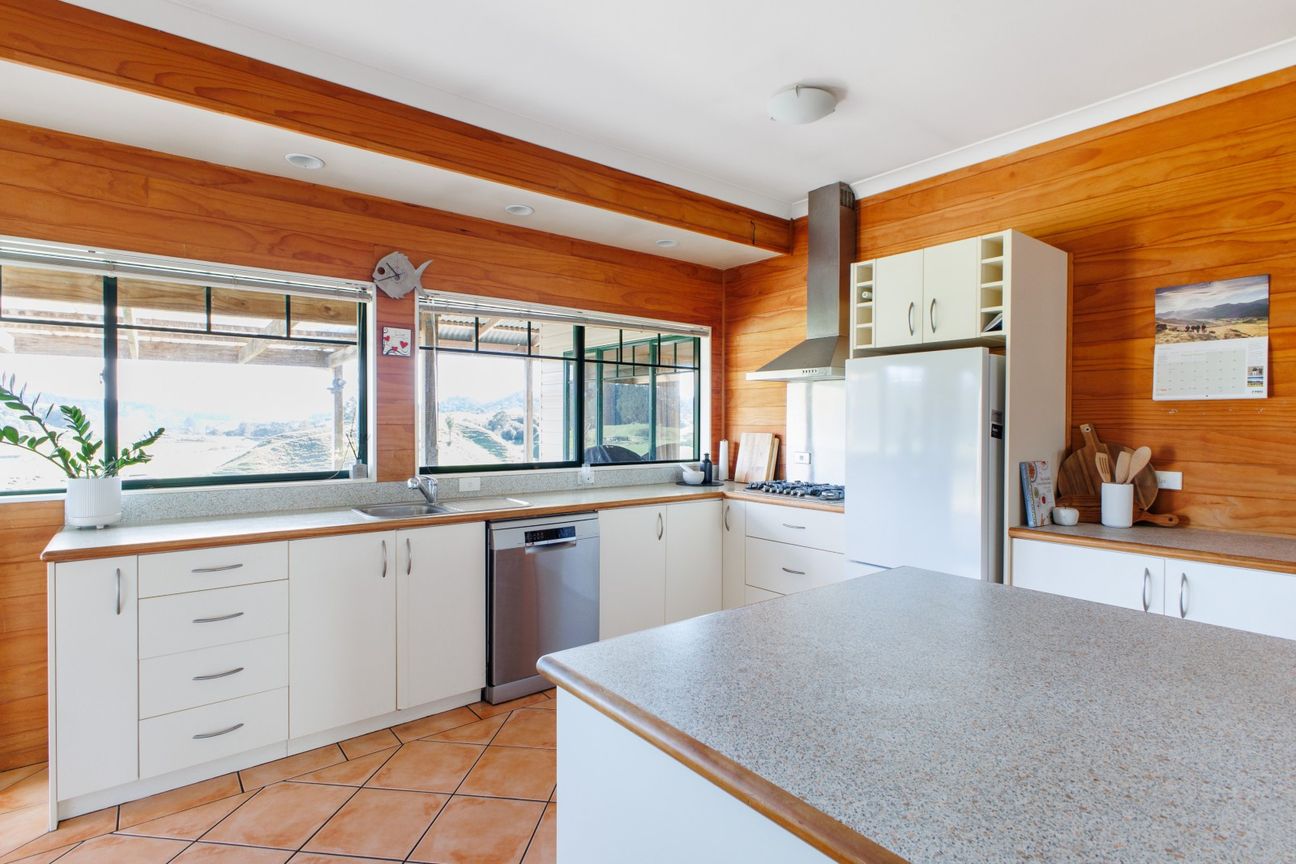 Tranquil country living with modern comfort awaits - More