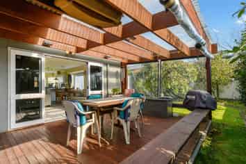 52 Stephens Place, Hairini