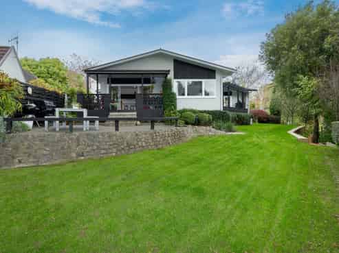 48 Iona Road, Havelock North