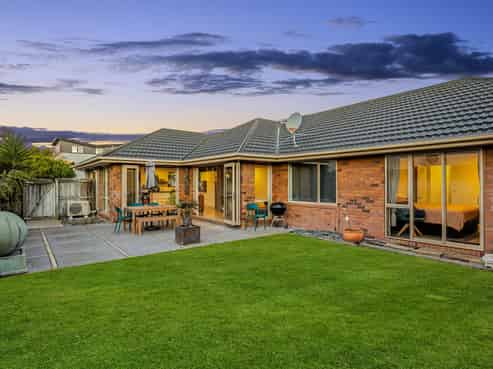 16 Cockle Lane, Waimairi Beach