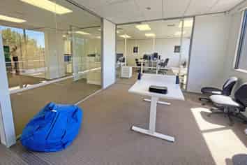 MODERN BOTANY JUNCTION OFFICE SPACE
