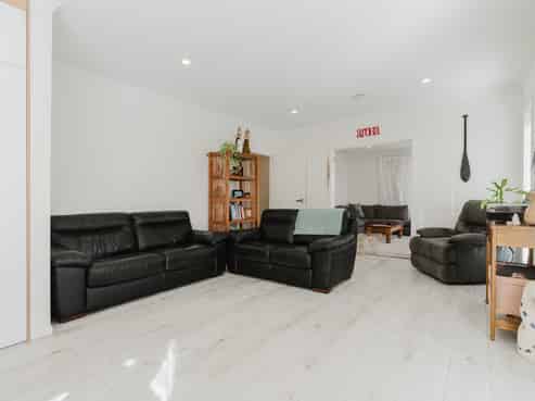 11 Lavinias Way, Chartwell