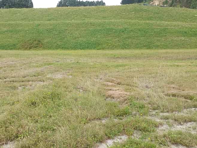 Auction - Reserve Set - $600 per sqm!!