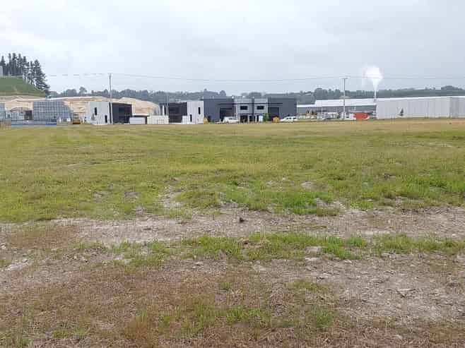 Auction - Reserve Set - $600 per sqm!!