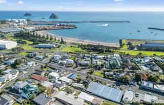 3/12 South Road, Moturoa