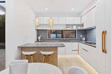 28D Kowhatu Road, Greenlane