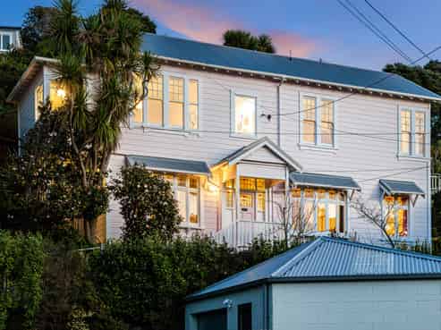 74 Glen Road, Kelburn
