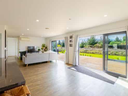 1599 State Highway 2, Waipawa