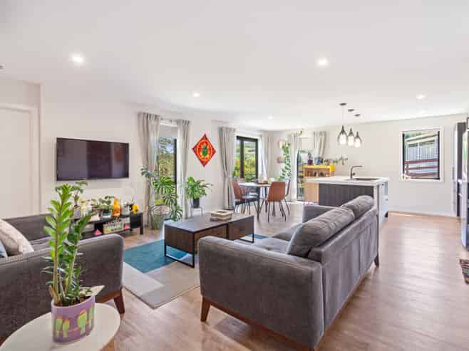 10 Geelong Street, Waikouaiti