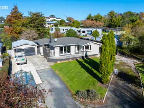 236 Main Road, Waikouaiti