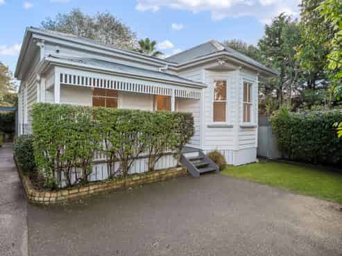 88 School Road, Morningside