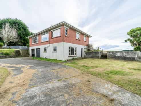 2608 Ohai Clifden Highway, Orawia