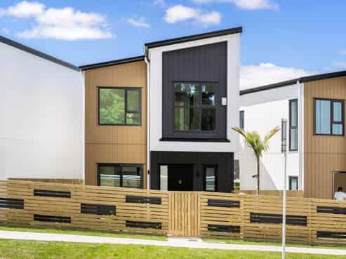  4/155 Te Atatu Road, Te Atatu South