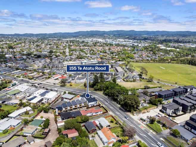  4/155 Te Atatu Road, Te Atatu South