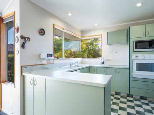  1 Elsa Kidson Court, Stoke