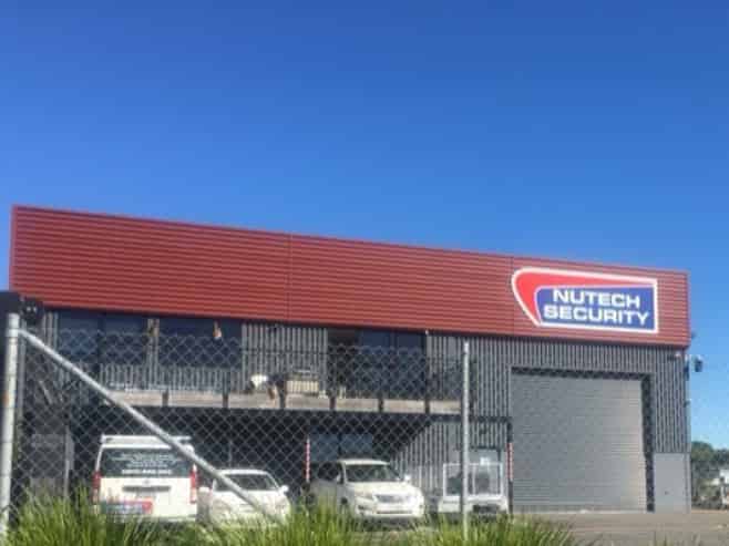 Large warehouse / showroom / offices in Tauriko