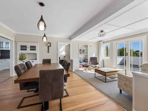 26 Baring Terrace, Strandon