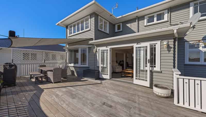 26 Baring Terrace, Strandon