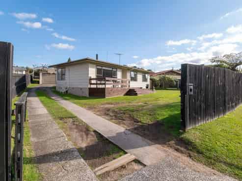118 Homedale Street, Pukehangi