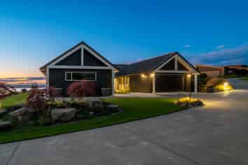 8 Jojos Way, Lynmore