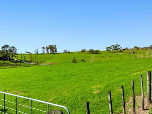 255 Tawa Road, Kumeu