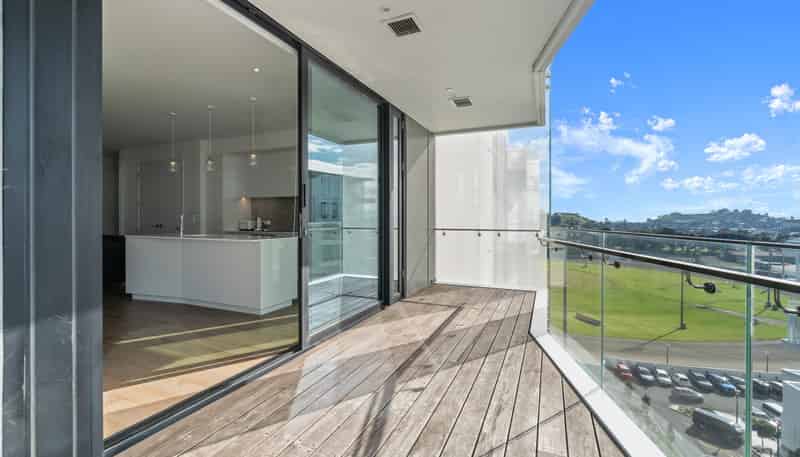 709/223B Green Lane West, Epsom