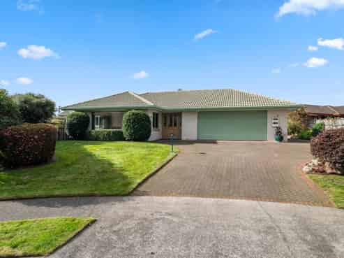 16 Kahurangi Drive, Lynmore