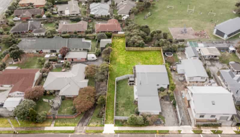 11 Rimu Street, Waikanae