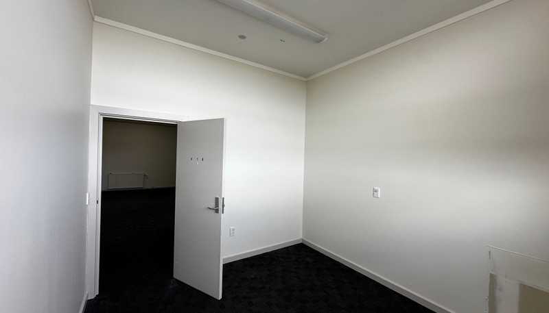 172 Eglinton Road, Mornington