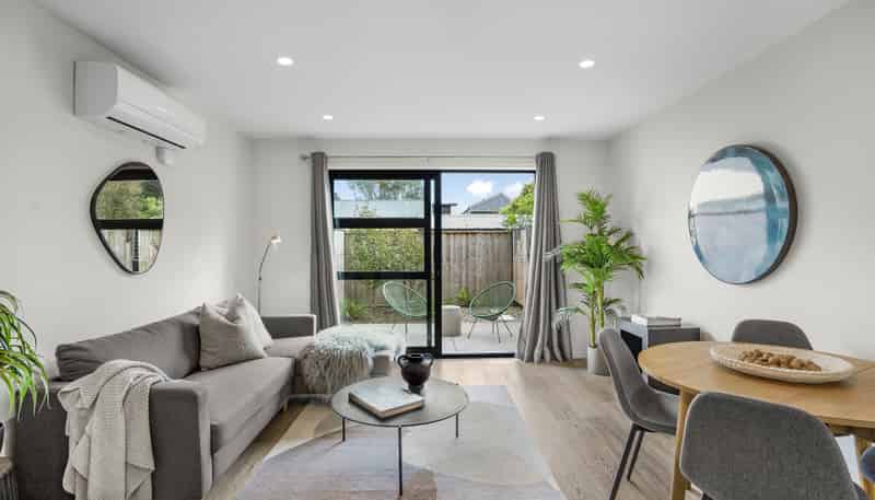 7/25 Bush Street, Naenae