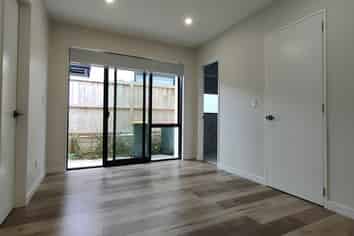 43 Dungloe Avenue, Flat Bush