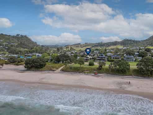 21B Harsant Avenue, Hahei