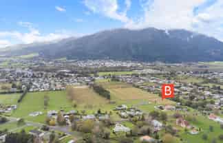 52 Bossons Road, Te Aroha