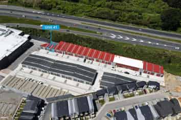 Compact Showroom in Prime Takapu Rise Location
