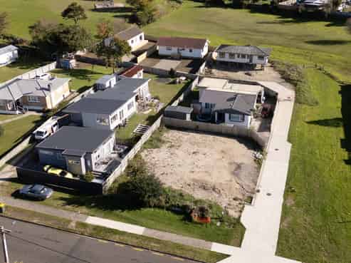 19D Bell Road, Western Heights