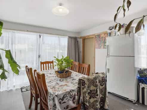 19B Bell Road, Western Heights