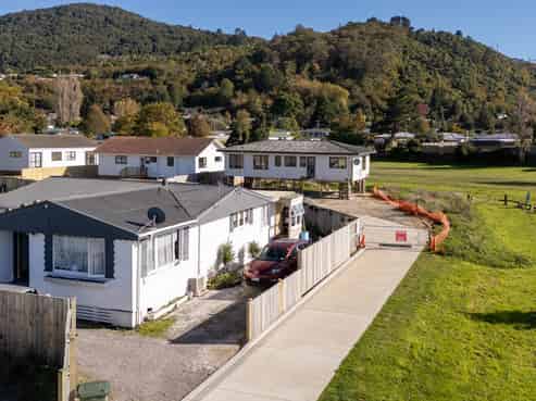 19 Bell Road, Western Heights