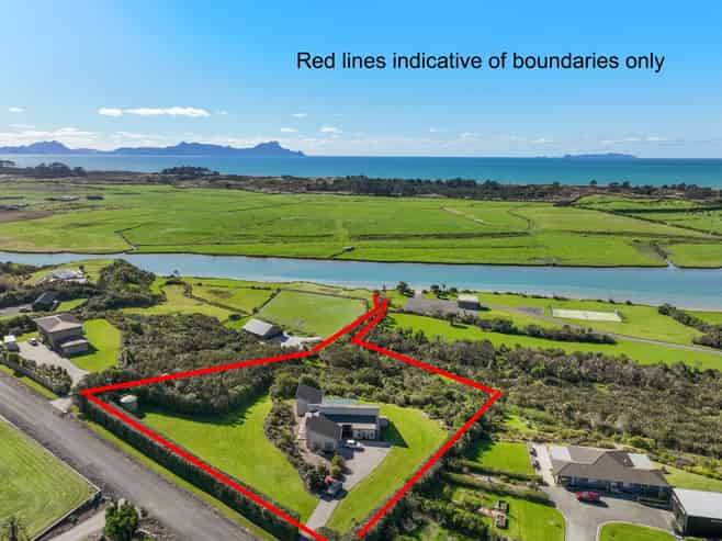 42 Flagstaff Terrace, Waipu