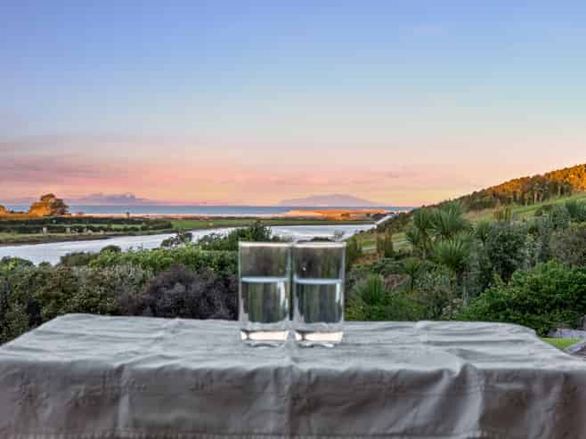 42 Flagstaff Terrace, Waipu